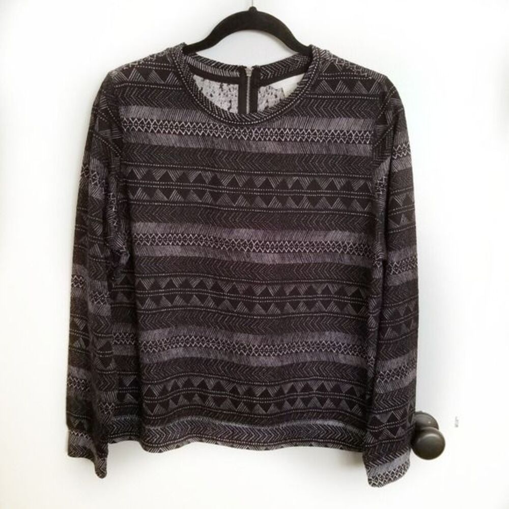 H&M geometric print top with zipper detail